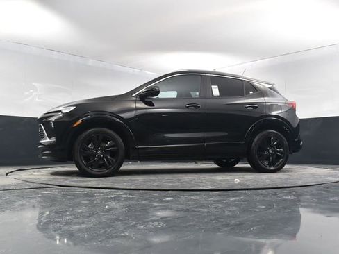 Used 2024 Buick Encore GX Sport Touring image 46