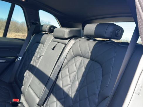 New 2026 BMW X5 xDrive40i w/ M Sport Package image 17