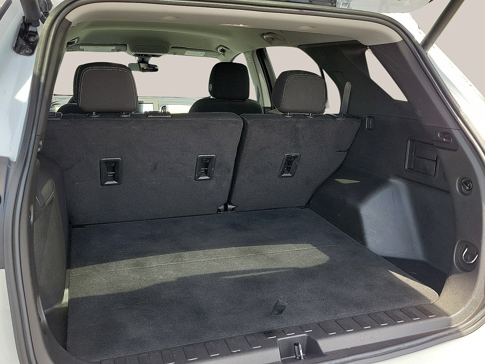 Used 2024 Chevrolet Equinox LT FWD image 8