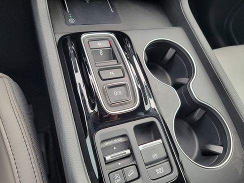 Used 2025 Honda Pilot EX-L image 23