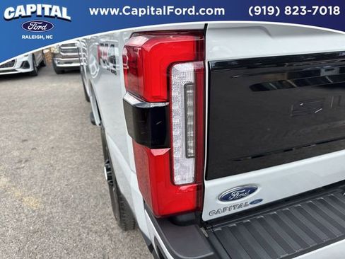 Certified 2025 Ford F250 Platinum image 15