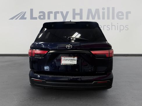 Certified 2026 Toyota Sequoia SR5 w/ SR5 Premium Package AWD/4WD image 4