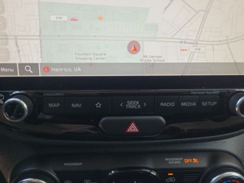 Used 2023 Kia Soul GT-Line w/ GT-Line Technology Package FWD image 29