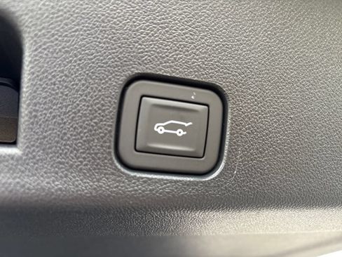 New 2026 GMC Acadia Elevation w/ LPO, Floor Liner Package FWD image 41