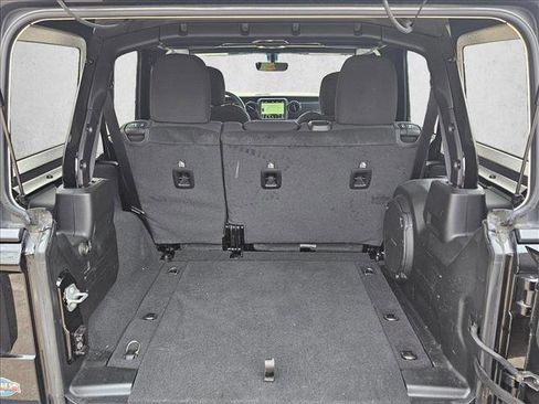 Used 2023 Jeep Wrangler Unlimited Sport image 6