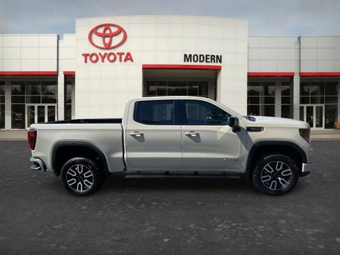 Used 2026 GMC Sierra 1500 AT4 AWD/4WD image 4
