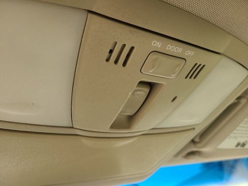 Used 2013 INFINITI G37 x w/ Premium Pkg image 22