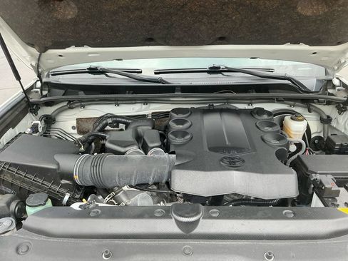 Used 2022 Toyota 4Runner SR5 RWD image 23