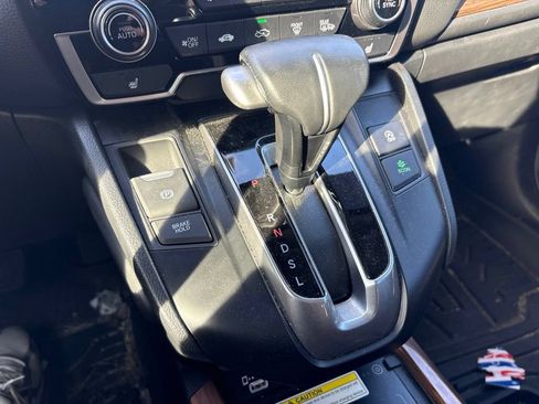 Used 2022 Honda CR-V Touring image 25