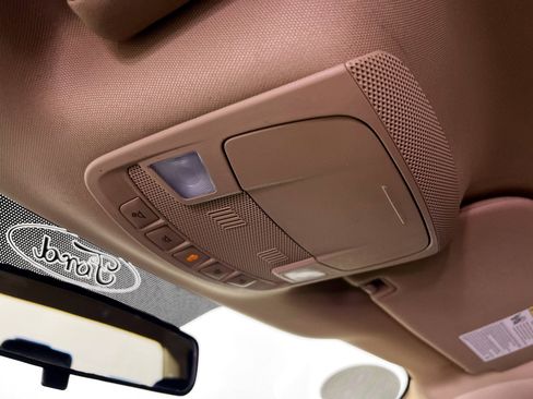 Used 2018 Ford F150 XLT image 19