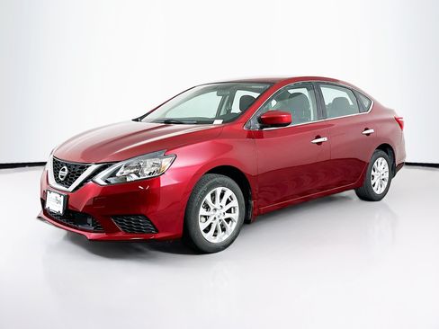Used 2018 Nissan Sentra SV FWD image 3