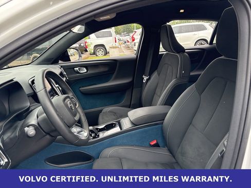 Used 2023 Volvo C40 P8 Recharge Plus image 17