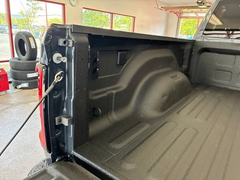 Certified 2025 RAM 2500 Big Horn AWD/4WD image 25