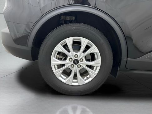 Certified 2024 Ford Escape Active w/ Cold Weather Package FWD image 10