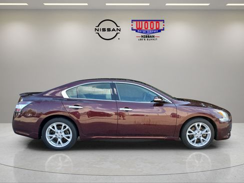 Used 2014 Nissan Maxima 3.5 SV w/ Premium Package FWD image 2