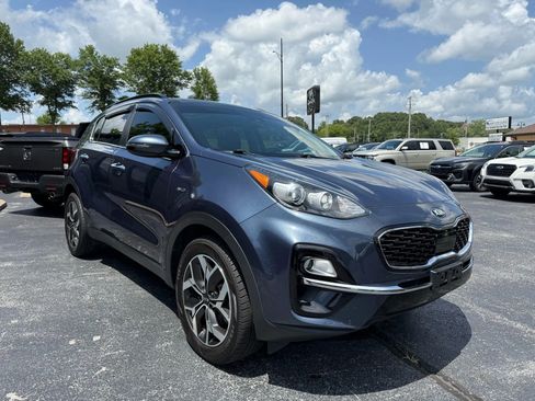 Used 2021 Kia Sportage EX w/ EX Technology Package image 8