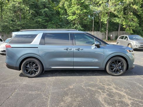 Used 2022 Kia Carnival SX Prestige image 31