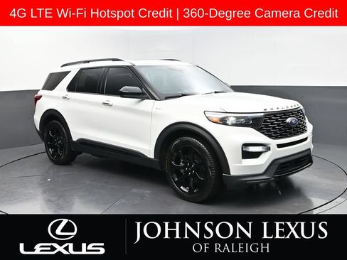 Used 2024 Ford Explorer ST-Line w/ Class IV Trailer Tow Package RWD image 3