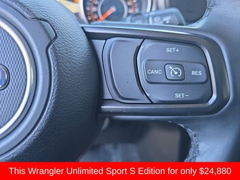 Used 2022 Jeep Wrangler Unlimited Sport image 24