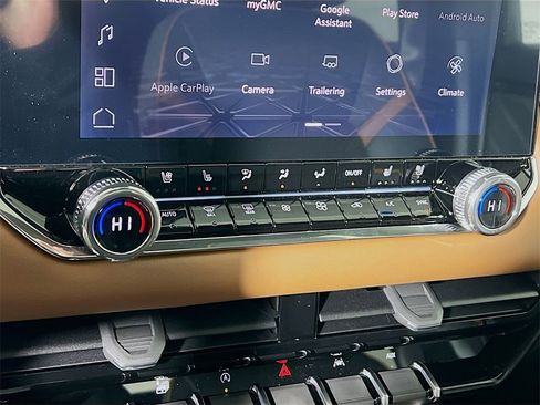 New 2026 GMC Canyon AT4 w/ Technology Plus Package image 14