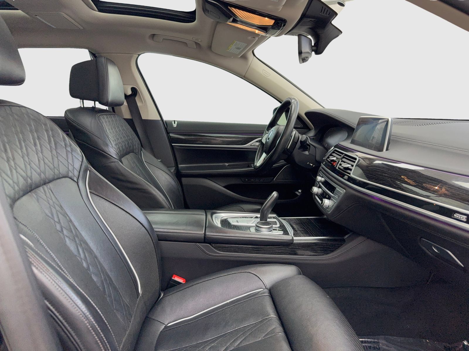 Used 2022 BMW 740i RWD image 42