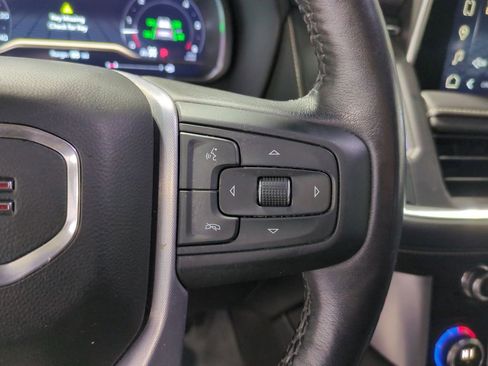 Used 2023 GMC Yukon SLT w/ SLT Luxury Package image 24