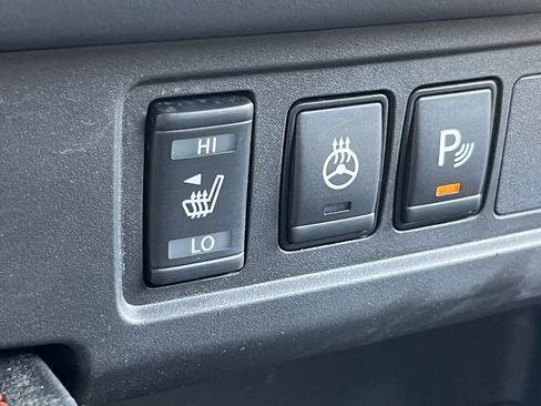 Used 2024 Nissan Frontier PRO-4X w/ Pro Convenience Package AWD/4WD image 31