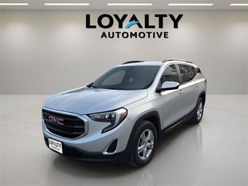 Used 2021 GMC Terrain SLE w/ Driver Convenience Package image 1