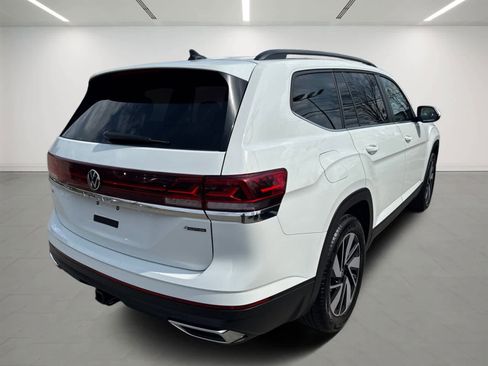 Used 2025 Volkswagen Atlas SE AWD/4WD image 6