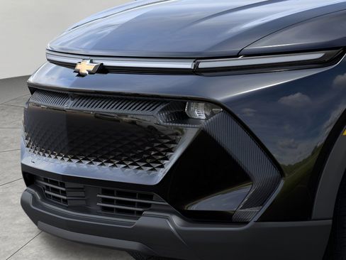 New 2026 Chevrolet Equinox EV LT image 13