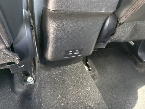 Used 2022 Mitsubishi Outlander Sport SE AWD/4WD image 9