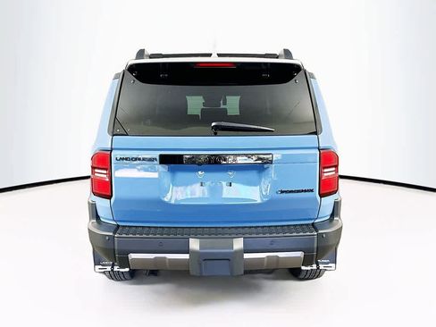 Used 2025 Toyota Land Cruiser w/ Premium Package image 5