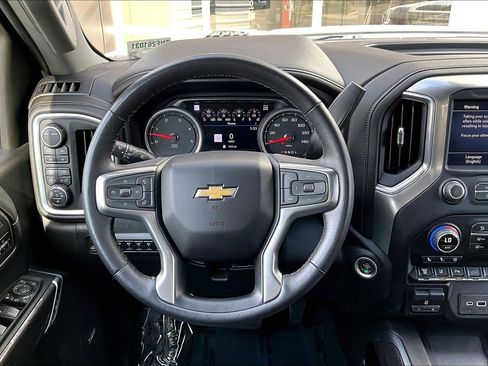 Used 2022 Chevrolet Silverado 2500 LTZ w/ Z71 Chrome Sport Edition image 5