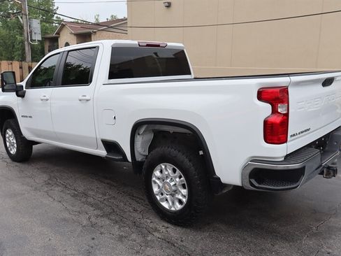 Used 2023 Chevrolet Silverado 2500 LT AWD/4WD image 5