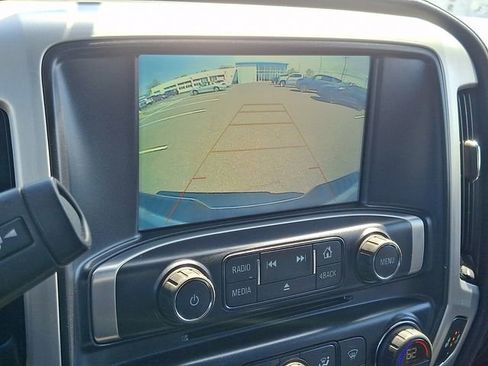 Used 2019 GMC Sierra 1500 SLE w/ SLE Value Package AWD/4WD image 17