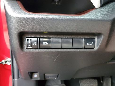 Used 2022 Toyota RAV4 Limited image 29