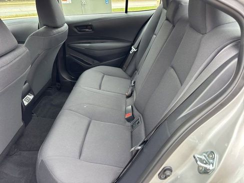 Used 2025 Toyota Corolla LE FWD image 15