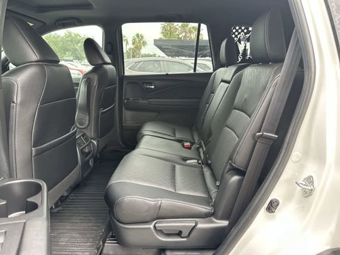 Used 2021 Honda Passport EX-L image 4