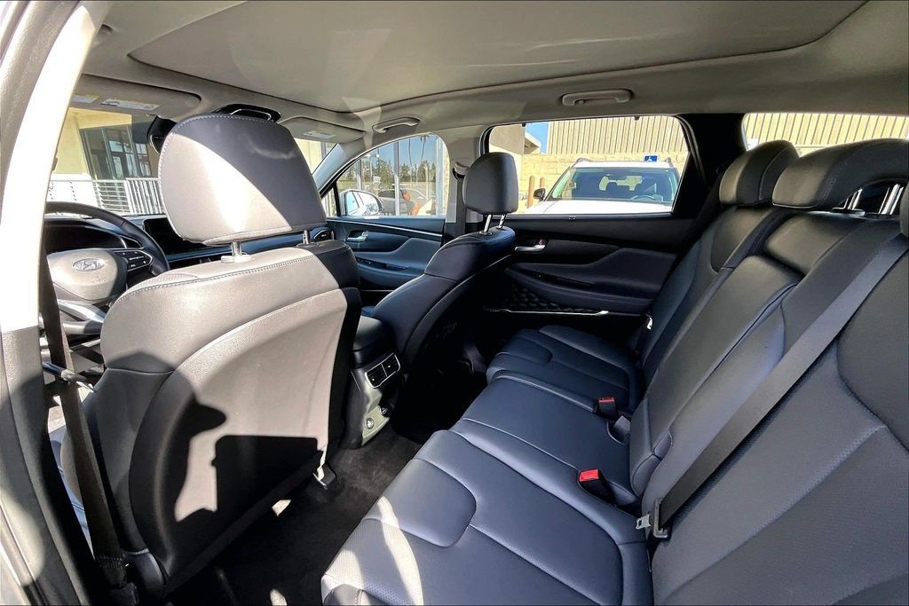 Certified 2023 Hyundai Santa Fe SEL w/ Premium Package FWD image 16