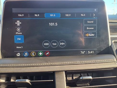 Used 2021 GMC Yukon XL SLT image 23