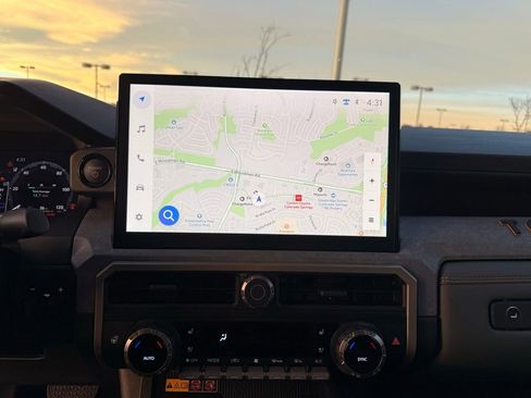 Used 2025 Toyota Tacoma Trailhunter image 14