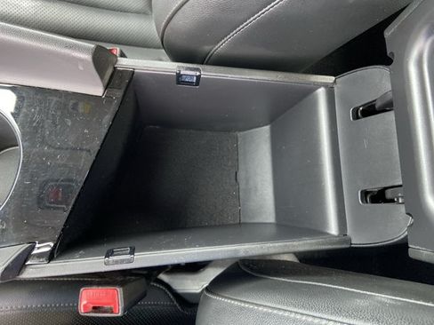 Used 2025 Hyundai Elantra Limited FWD image 43