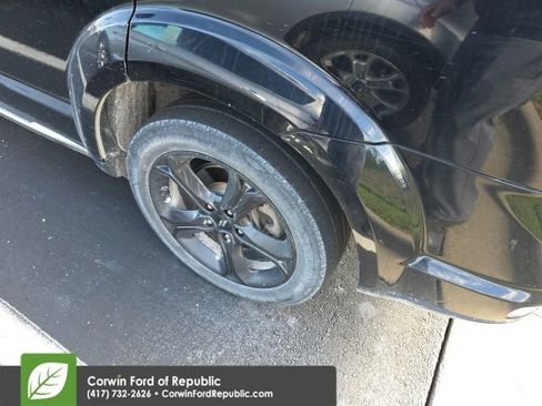 Used 2019 Dodge Journey Crossroad image 9