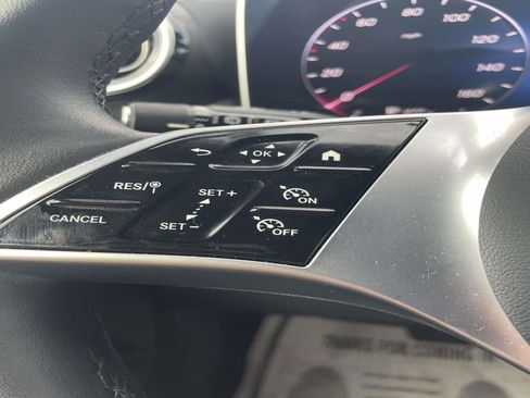 Used 2024 Mercedes-Benz GLC 300 image 24