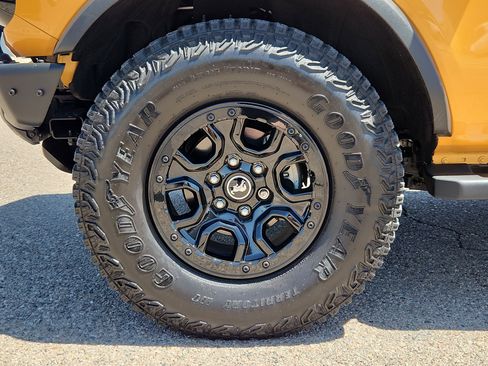 Used 2022 Ford Bronco Wildtrak AWD/4WD image 20