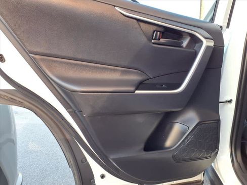 Certified 2025 Toyota RAV4 LE image 18