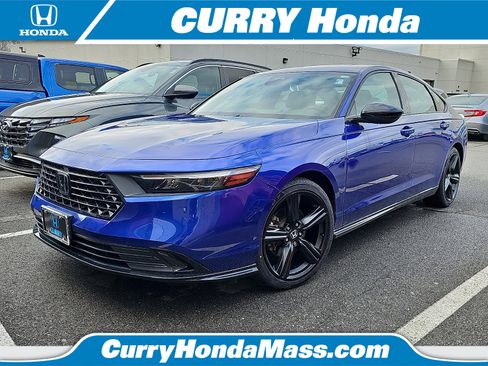 Used 2023 Honda Accord Sport image 1