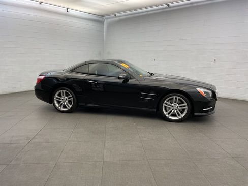 Used 2013 Mercedes-Benz SL 550 image 4