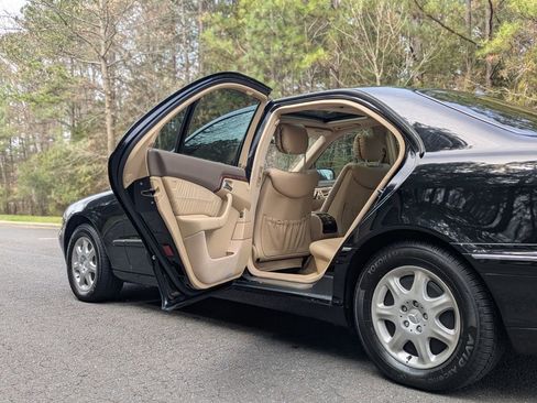 Used 2001 Mercedes-Benz S 500 image 16