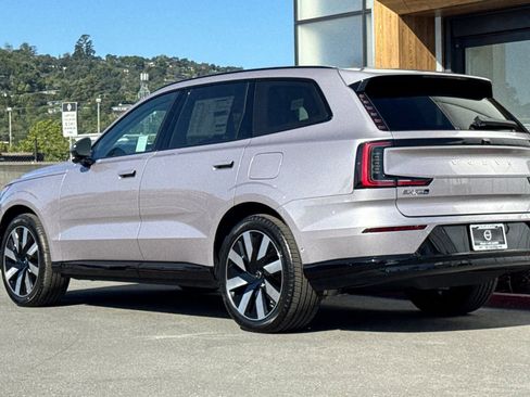 New 2026 Volvo EX90 Ultra AWD/4WD image 6